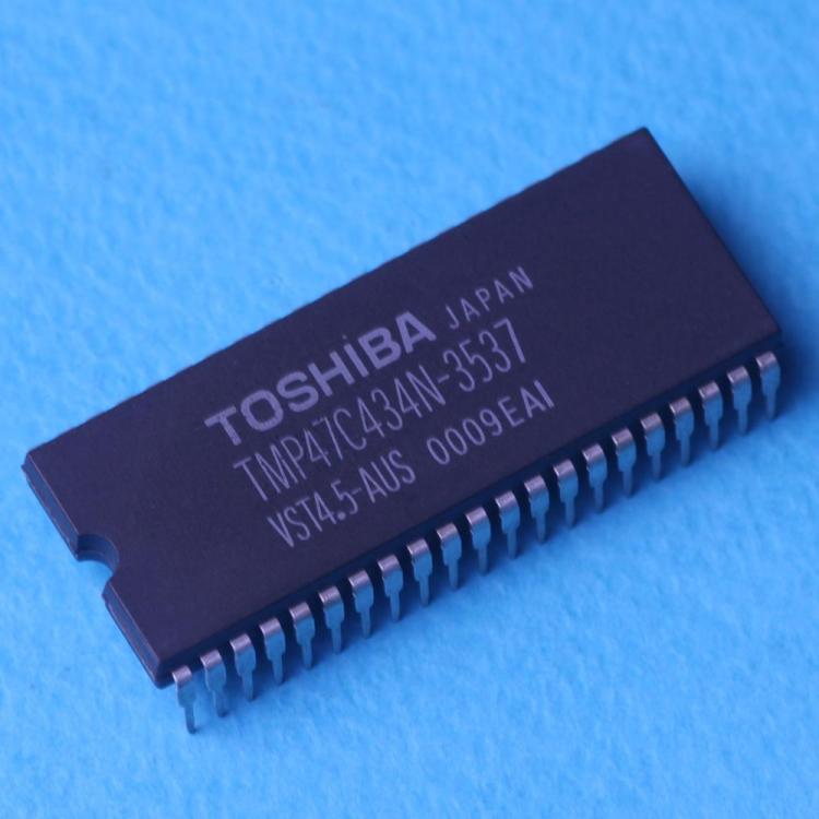 1 TMP47C434N-3537.JPG