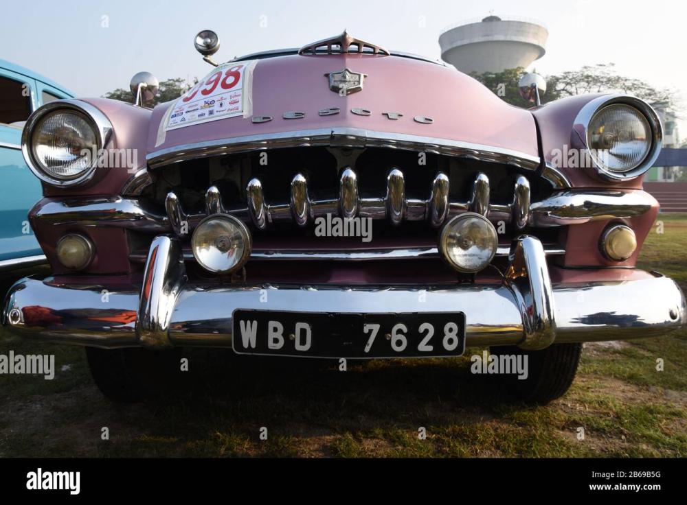 1954-desoto-diplomat-frente-extremo-del-coche-tiene-29-5-cv-y-6-cilindros-del-motor-india-wbd-7628-2b69b5g.jpg