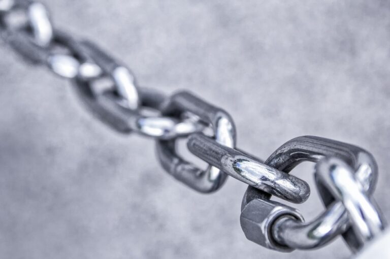 Wat is een firewall en hoe beschermt het mijn computer?