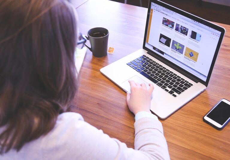 Wat zijn warez forums en hoe werken ze eigenlijk?